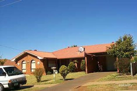 90 Wine Dr, Wilsonton Heights, QLD 4350