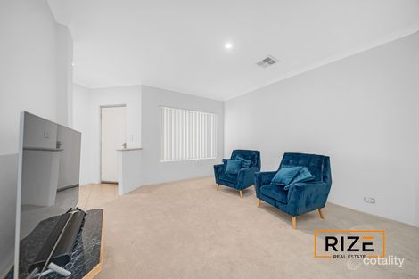 Property photo of 9 Alandale Bend Banksia Grove WA 6031