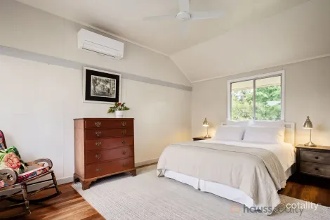 Property photo of 140 Laurel Avenue Chelmer QLD 4068