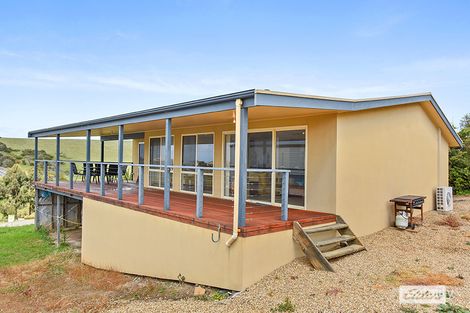 Property photo of 19 Cygnet Court Encounter Bay SA 5211
