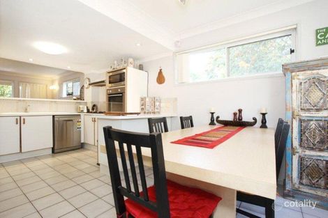 4/126 Clarence Rd, Indooroopilly, QLD 4068