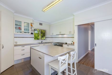 Property photo of 19 Fairmount Crescent Karabar NSW 2620