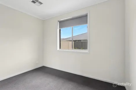 Property photo of 5 Bonham Crescent Munno Para West SA 5115