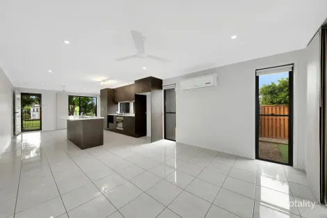 Property photo of 2 Wedgetail Road Clinton QLD 4680