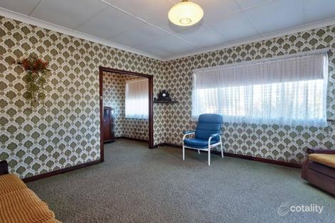 Property photo of 77 Diamond Head Drive Budgewoi NSW 2262