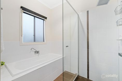 Property photo of 17 Lake Road Milang SA 5256