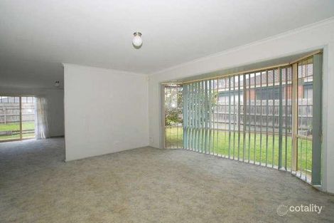 Property photo of 2 Dampier Close Skye VIC 3977