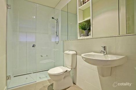 Property photo of 22-28 Franklin Place West Melbourne VIC 3003