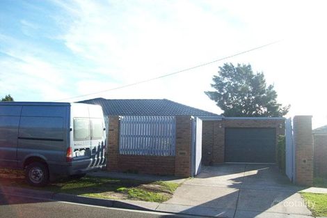 9 Michelle Dr, Hampton Park, VIC 3976