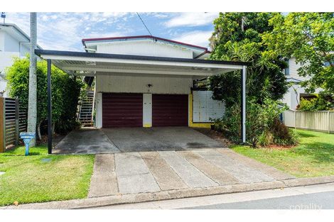Property photo of 19 Eider Avenue Paradise Point QLD 4216
