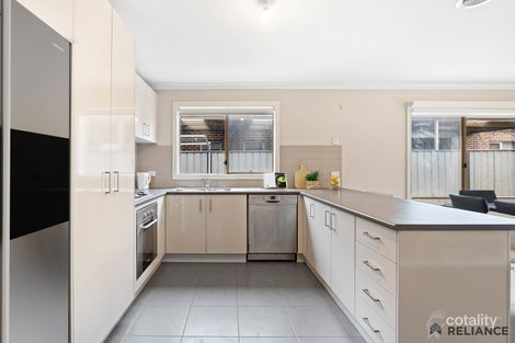 Property photo of 16 Snowbridge Road Tarneit VIC 3029