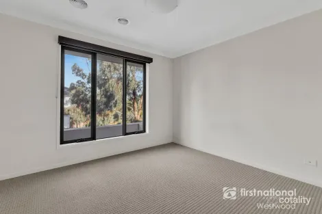 Property photo of 29 Attunga Grove Werribee VIC 3030