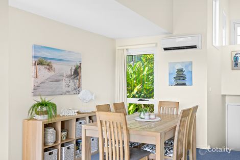 Property photo of 2/19 Bavarde Avenue Batemans Bay NSW 2536