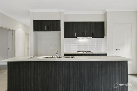 Property photo of 16 Creekward Drive Armstrong Creek VIC 3217