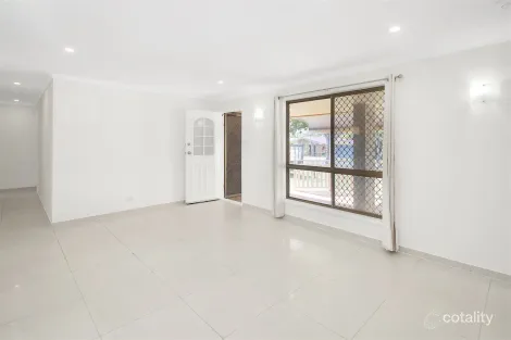 Property photo of 40 Whitcomb Street Hillcrest QLD 4118