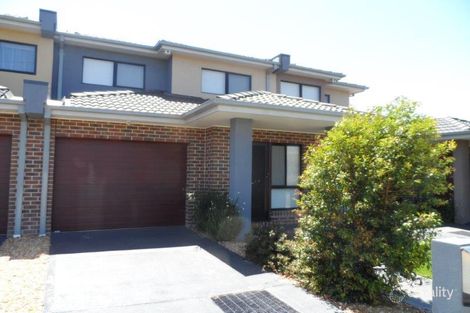 Property photo of 2/11 Tullamarina Avenue Tullamarine VIC 3043