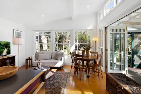 Property photo of 16 Macquarie Terrace Balmain NSW 2041