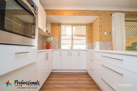 Property photo of 104 Lowanna Way Armadale WA 6112