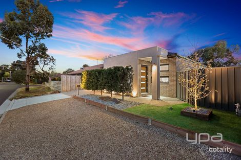 Property photo of 2A Illawong Grove Werribee VIC 3030