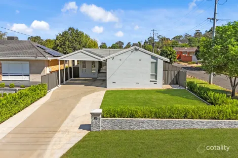 Property photo of 18 Ross Crescent Griffith NSW 2680