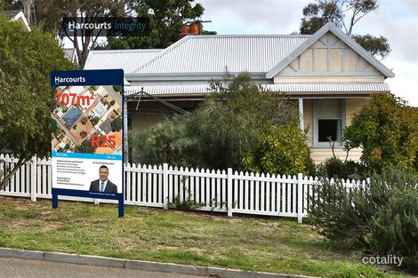 Property photo of 25 The Strand Bayswater WA 6053