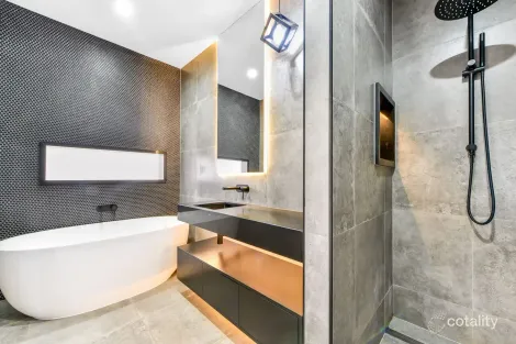 Property photo of 15 Johnson Place Endeavour Hills VIC 3802