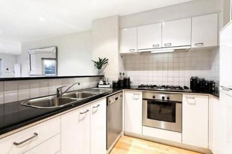 Property photo of 405/102-118 Camberwell Road Hawthorn East VIC 3123