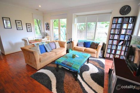 Property photo of 2/4 Guest Road Oakleigh South VIC 3167