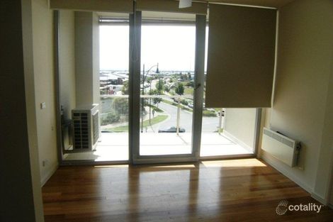 Property photo of 11/2 The Esplanade Caroline Springs VIC 3023