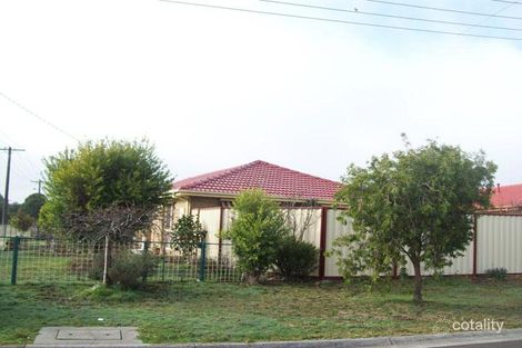 Property photo of 2 Pride Court Hampton Park VIC 3976