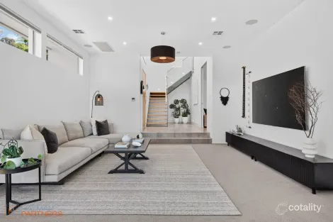 Property photo of 117 Launceston Street Lyons ACT 2606