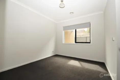Property photo of 61 Trillium Boulevard Cranbourne North VIC 3977