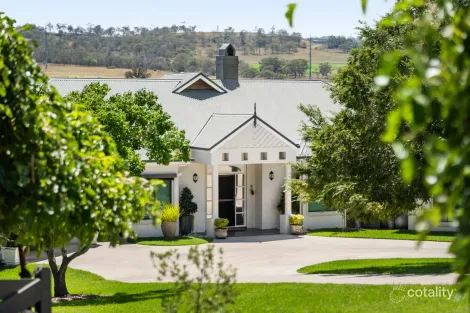 385 Hodgson Vale Rd, Hodgson Vale, QLD 4352