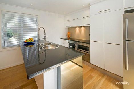 Property photo of 2/188-190 Beach Road Mordialloc VIC 3195