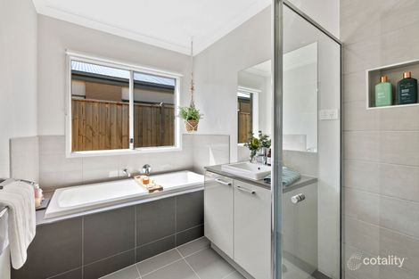 Property photo of 8 Yirn Avenue Torquay VIC 3228