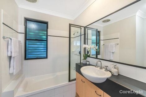 Property photo of 2/39 Herston Road Kelvin Grove QLD 4059