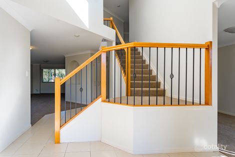 Property photo of 4 Hamilton Close Forest Lake QLD 4078