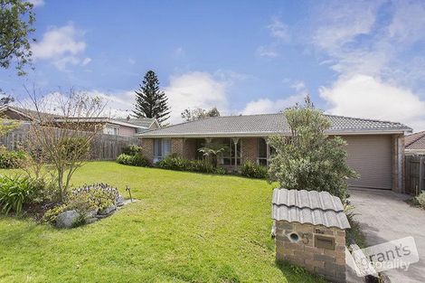 5 Thwaites Rd, Pakenham, VIC 3810
