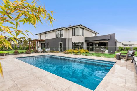 Property photo of 19 Lindenderry Circuit Mornington VIC 3931