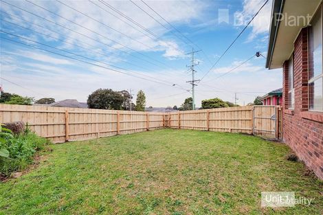 Property photo of 194 Gladstone Road Dandenong North VIC 3175