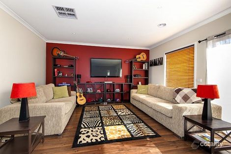 Property photo of 18 Nundroo Crescent Wollert VIC 3750