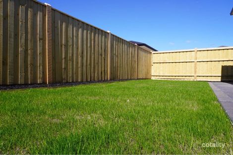 Property photo of 23 Coldfall Way Mickleham VIC 3064