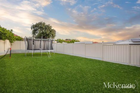 27 The Parade, Blair Athol, SA 5084
