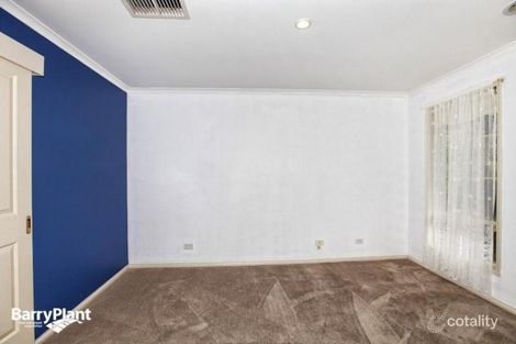 Property photo of 40 Woodlea Crescent Craigieburn VIC 3064