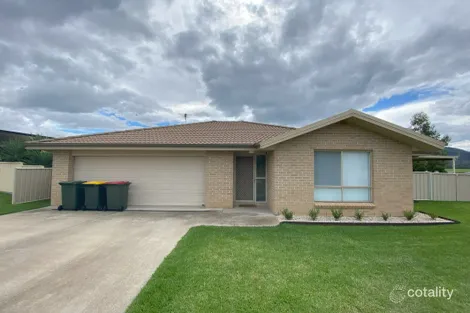 Property photo of 1 Falcon Drive Calala NSW 2340
