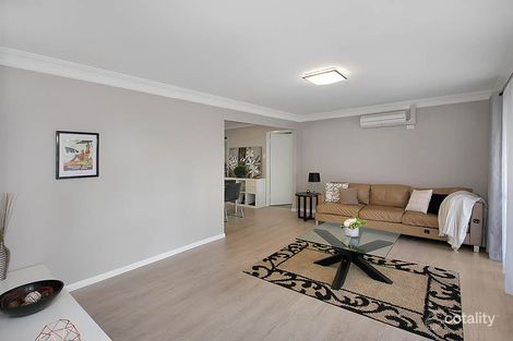 Property photo of 17 Holder Street Wishart QLD 4122