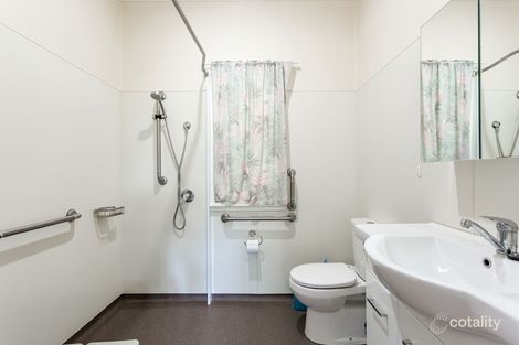 Property photo of 72 Stuart Street Mount Lofty QLD 4350
