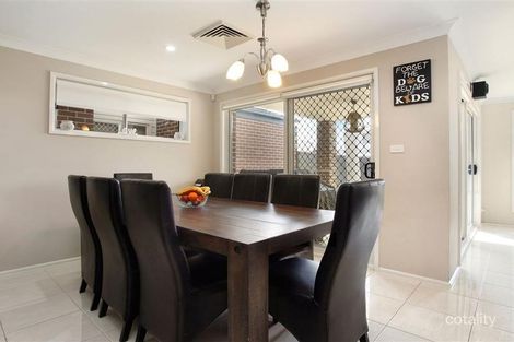 Property photo of 8 Stawell Street Ropes Crossing NSW 2760