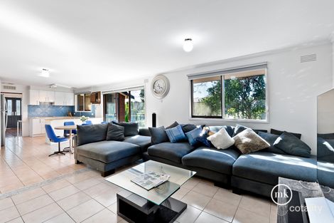 Property photo of 5 Punkerri Circuit Greensborough VIC 3088