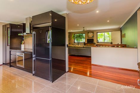 Property photo of 21 Pinaroo Crescent Ashmore QLD 4214